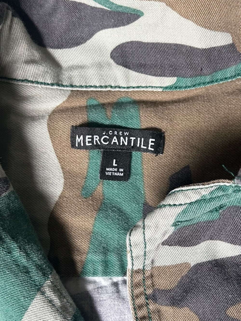 J. Crew Women's Camouflage Utility Jacket in Green and Brown - Picture 3 of 4